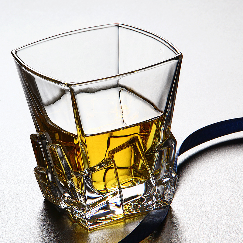 Vasos de vidrio de diseño de lujo de 300 ml para whisky
